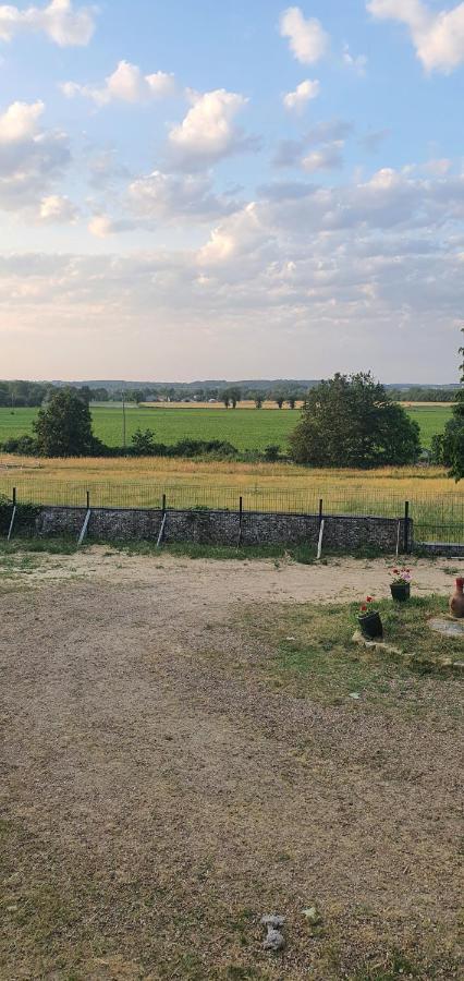 Ancien Relais De Chasse A 35 Min Du Circuit 24H Du Mans Bed & Breakfast Le Lude Bagian luar foto